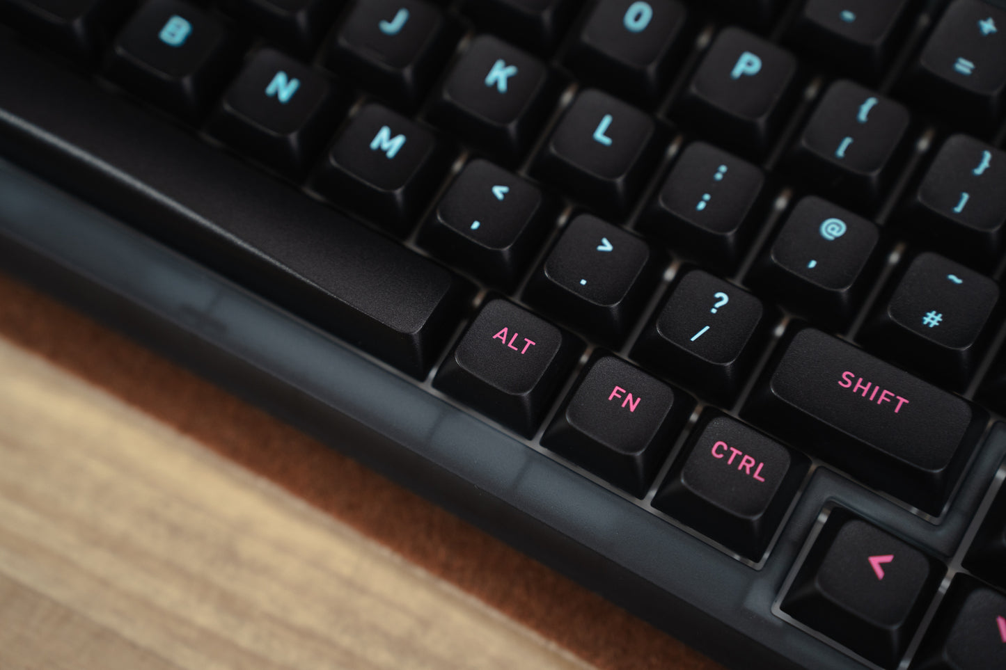 GK75 ISO GASKET-LIKE 75% ASSEMBLED MECHANICAL KEYBOARD
