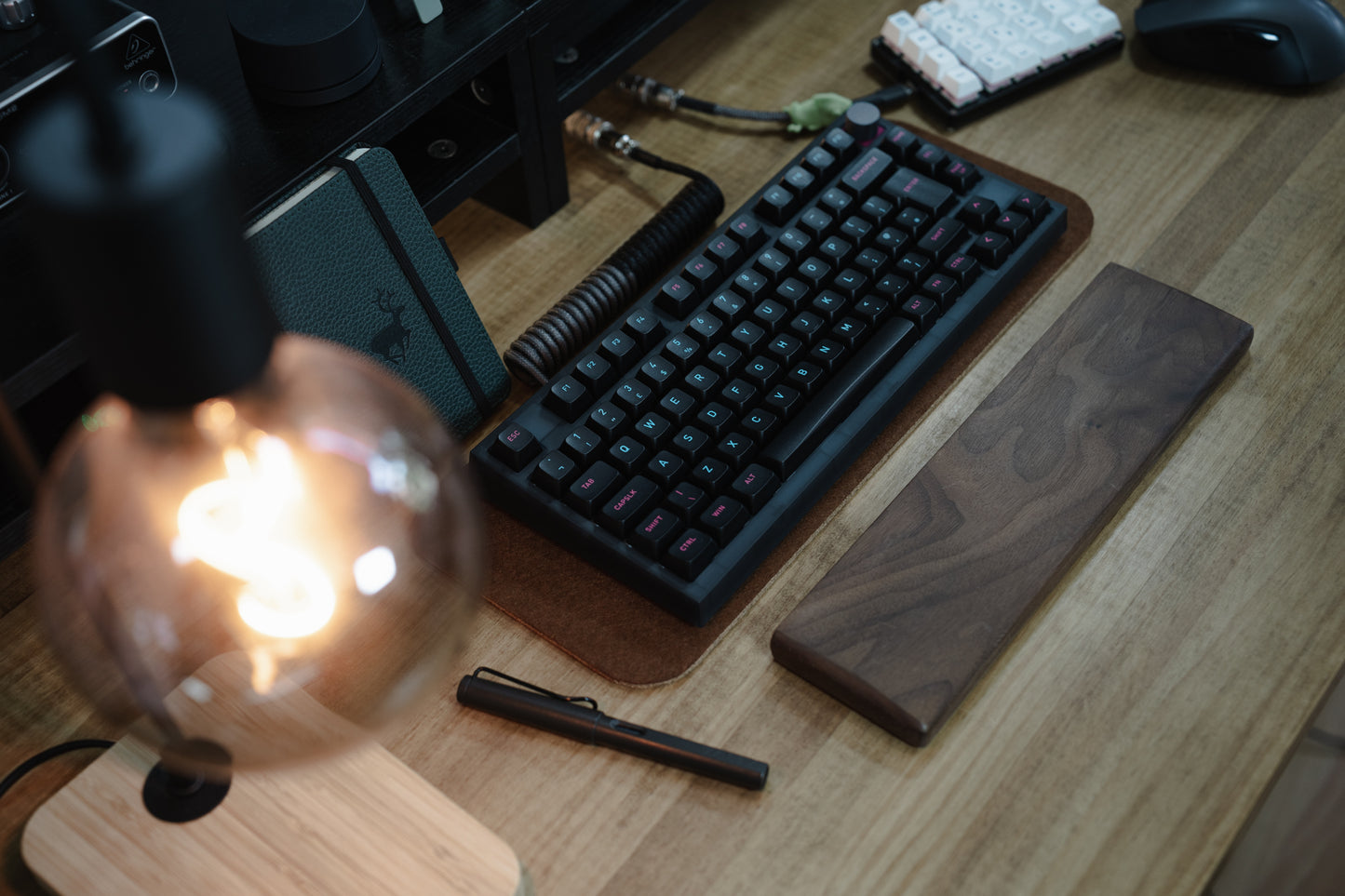 GK75 ISO GASKET-LIKE 75% ASSEMBLED MECHANICAL KEYBOARD
