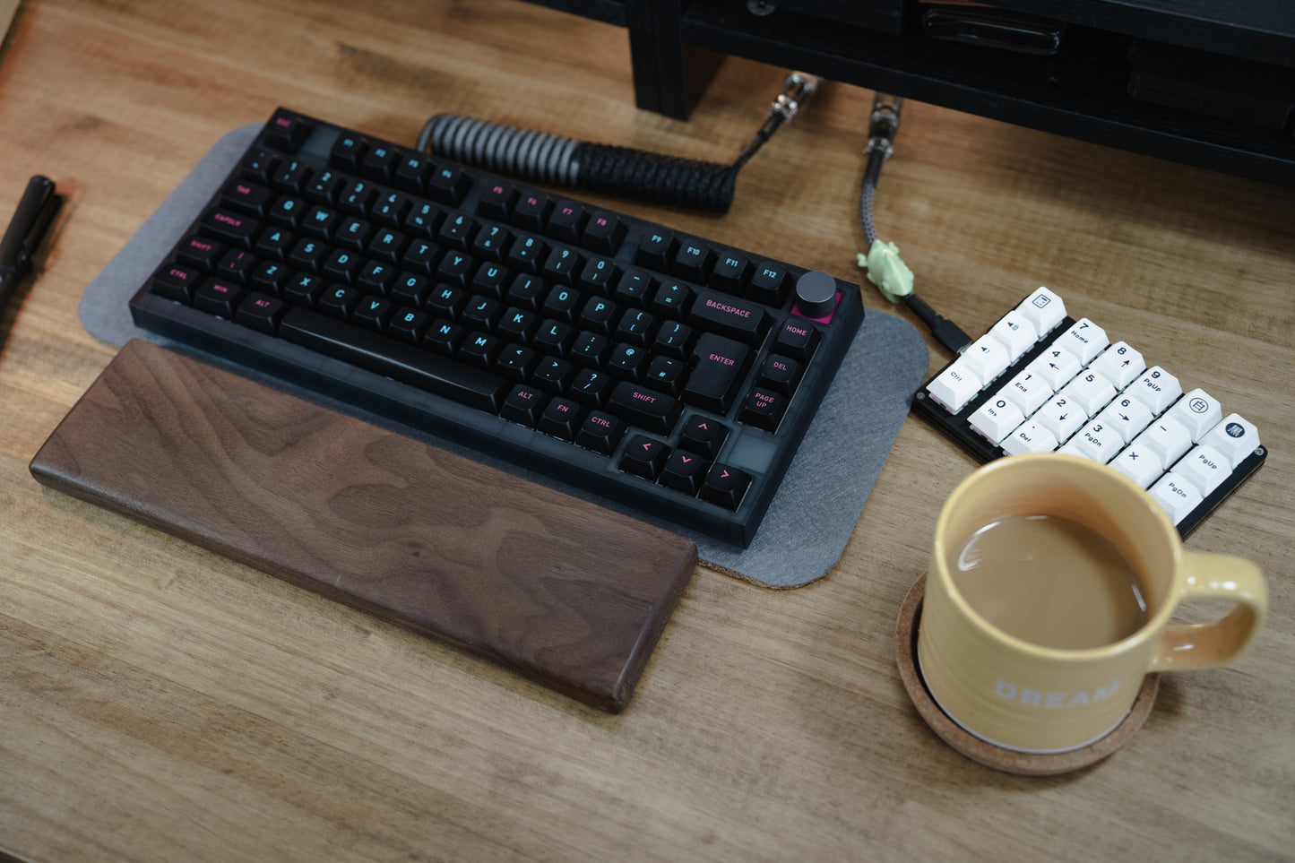 GK75 ISO GASKET-LIKE 75% ASSEMBLED MECHANICAL KEYBOARD