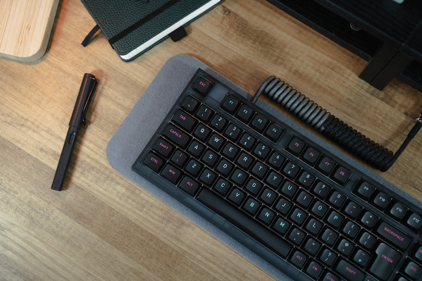 GK75 ISO GASKET-LIKE 75% ASSEMBLED MECHANICAL KEYBOARD
