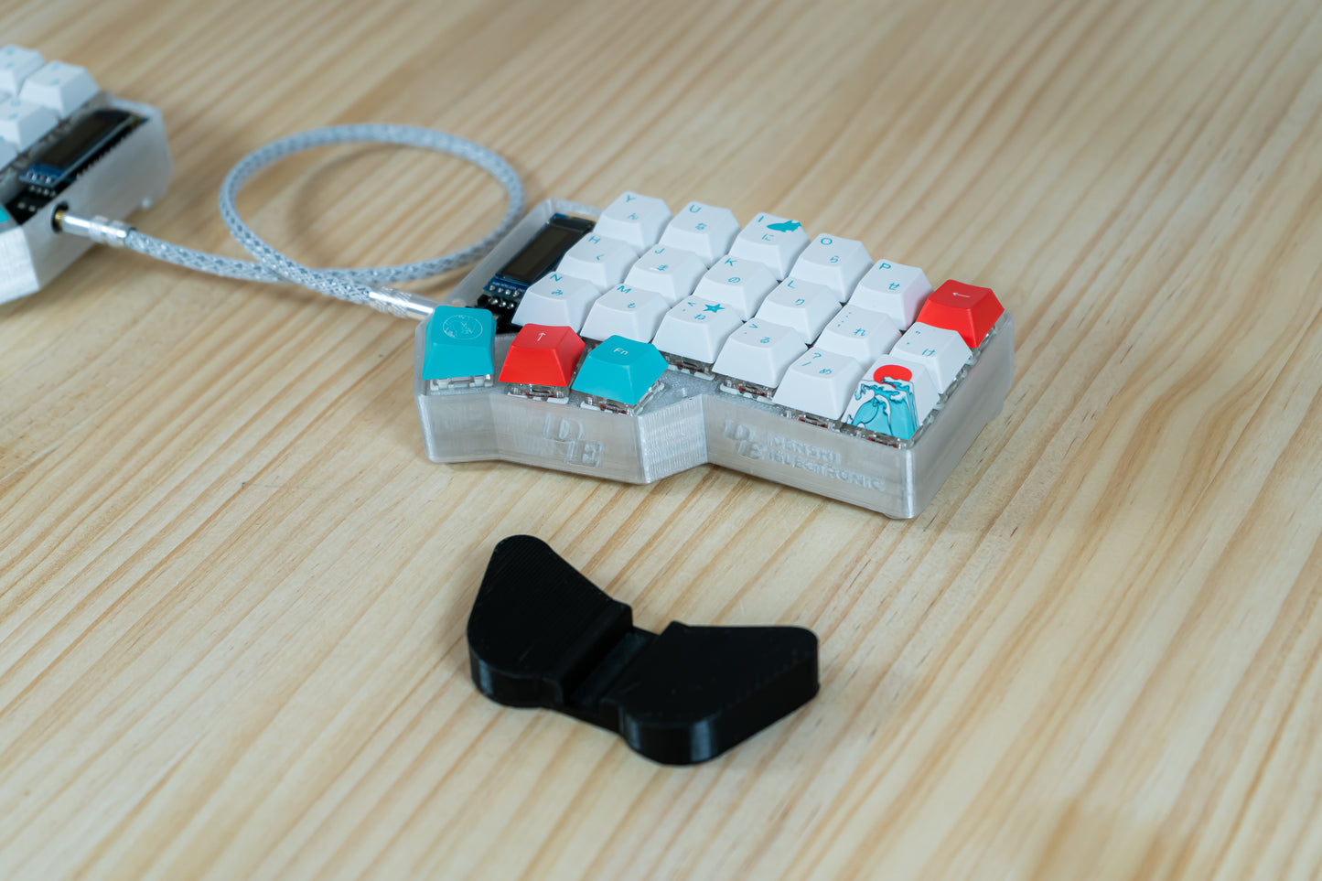 CRKBD Corne With Coral Sea Ergo ANSI ASSEMBLED MECHANICAL KEYBOARD