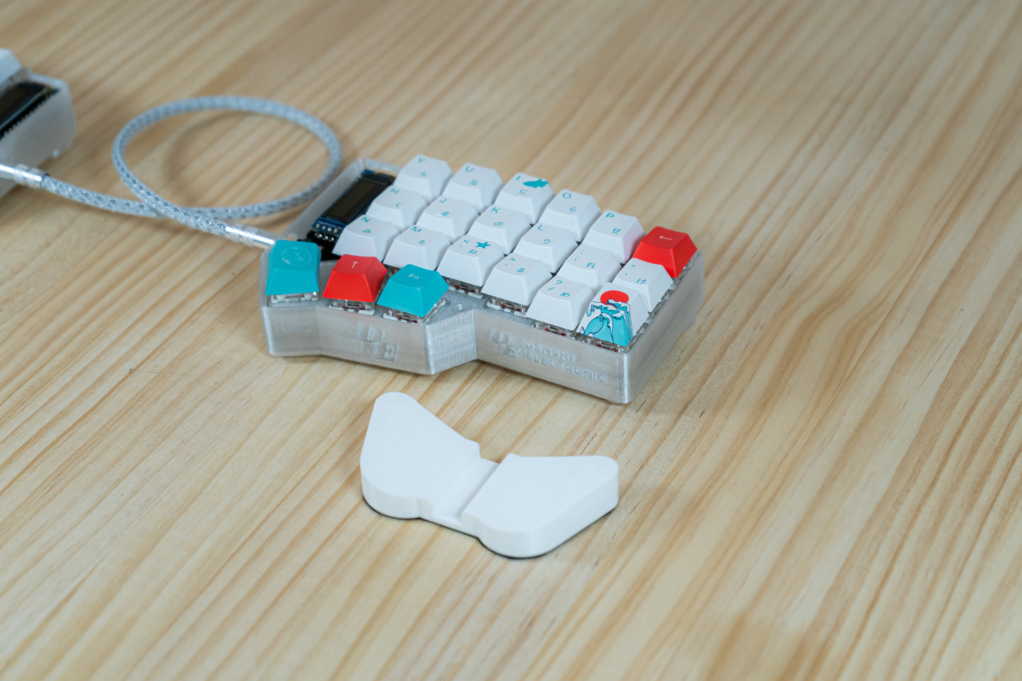 CRKBD Corne With Coral Sea Ergo ANSI ASSEMBLED MECHANICAL KEYBOARD