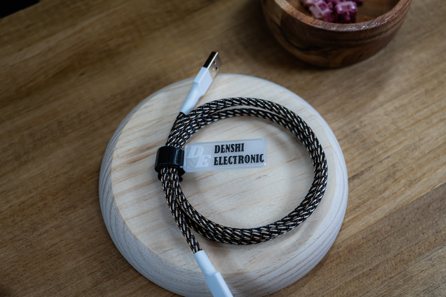 Basic Black & Yellow Cream Cable