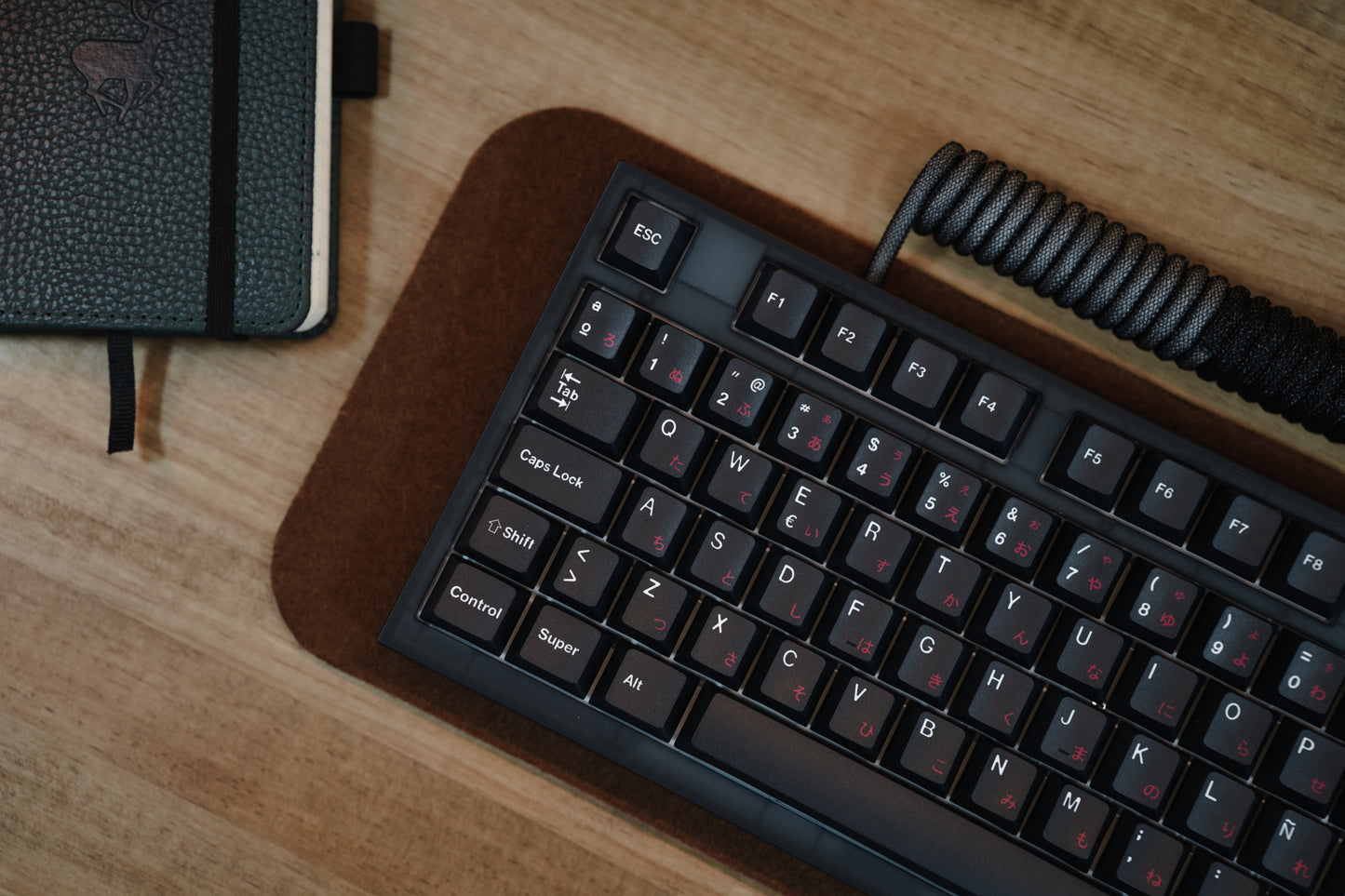 PREMIUM FELT DESK MAT