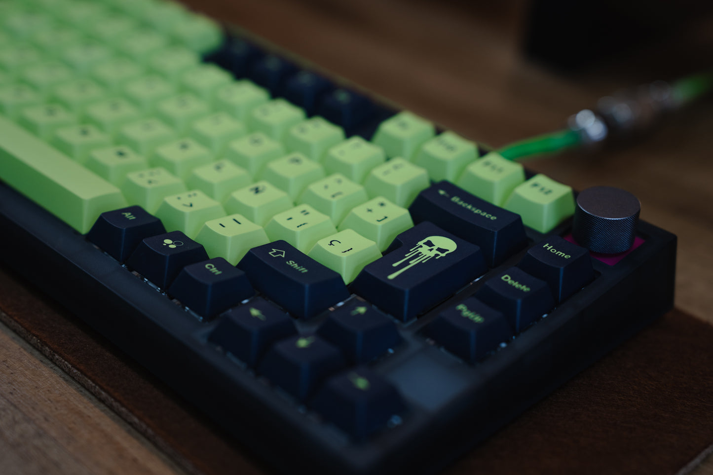 PREMIUM FELT DESK MAT