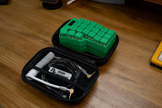 Corne Carring Case