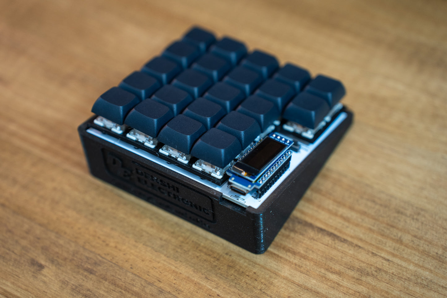 Demacro Macro Pad QMK/VIA Compatible With Full Black Keycaps