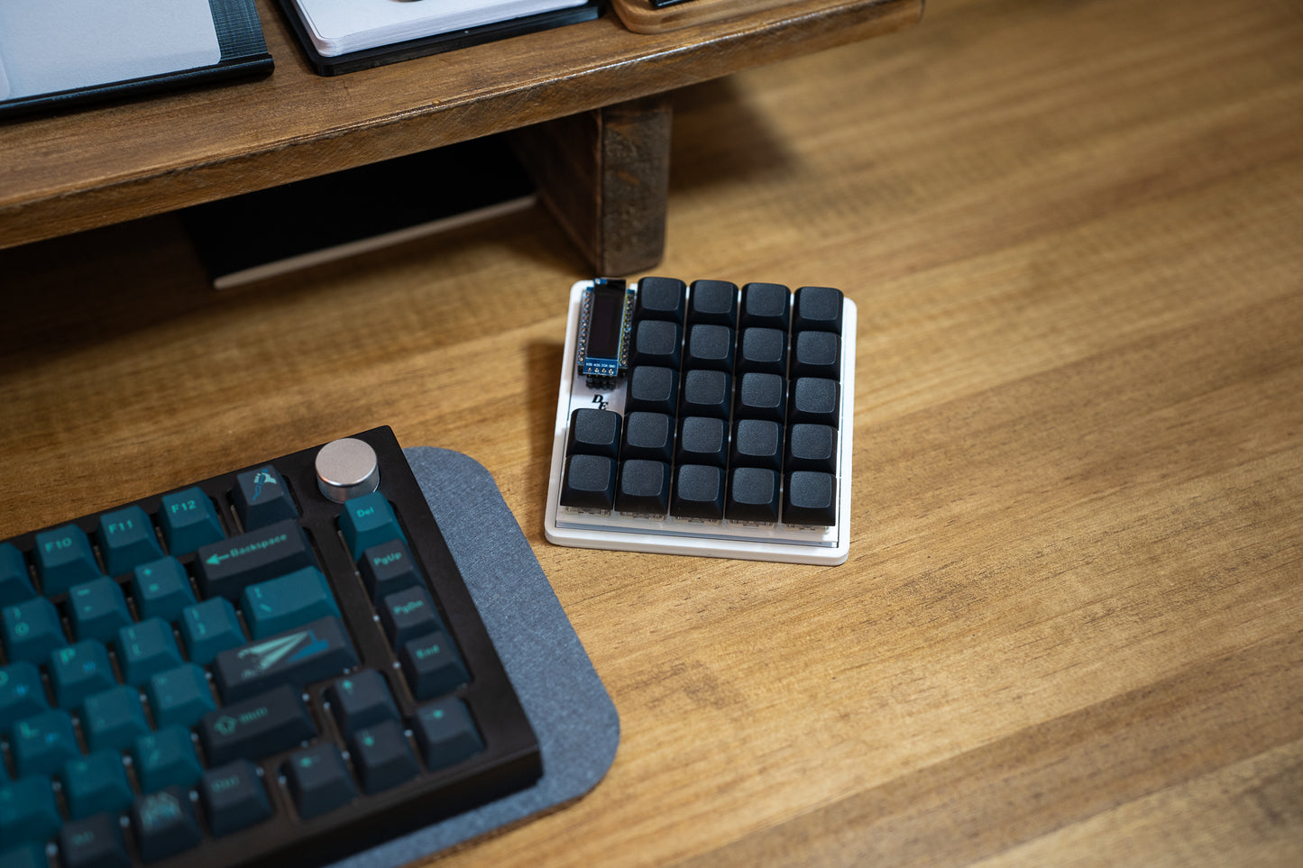 Demacro Macro Pad QMK/VIA Compatible With Full Black Keycaps