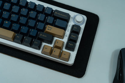 KF068 WITH PBT BLUE / RED SAMURAI KEYCAPS / WIRELESS ASSEMBLED 65% HOT-SWAP MECHANICAL KEYBOARD