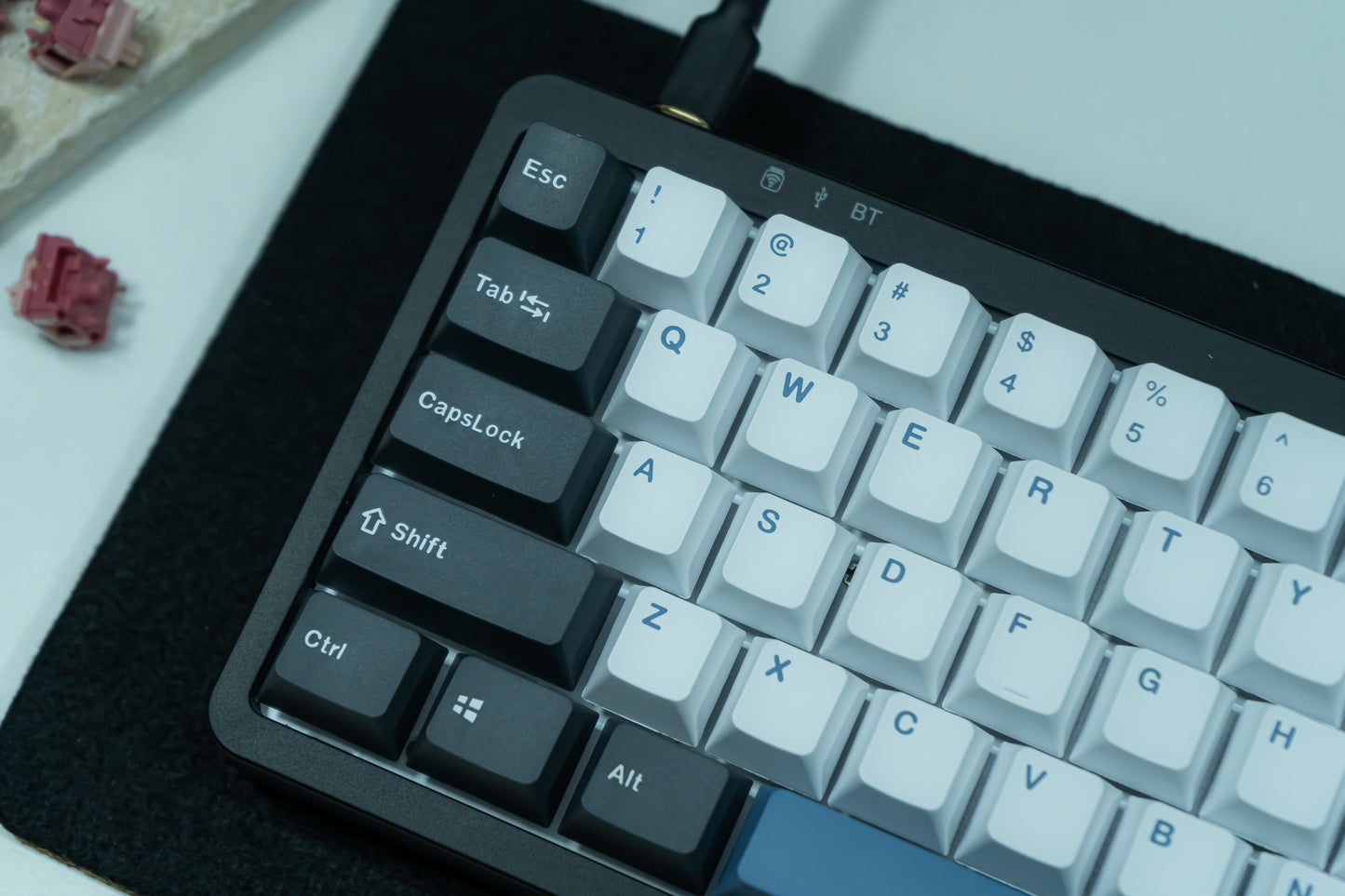 PBT DOUBLESHOT OEM PROFILE ARTIC KEYCAPS SET