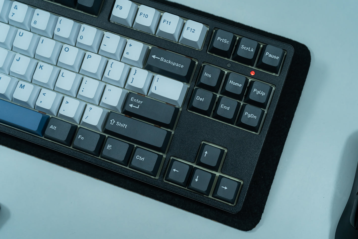 PBT DOUBLESHOT OEM PROFILE ARTIC KEYCAPS SET