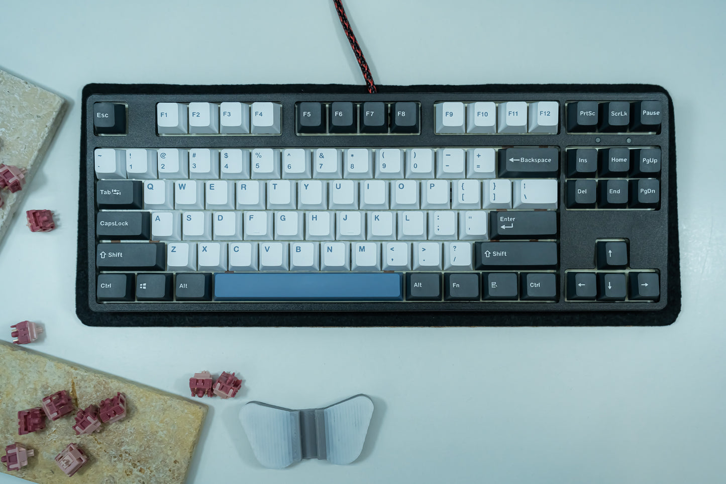 PBT DOUBLESHOT OEM PROFILE ARTIC KEYCAPS SET