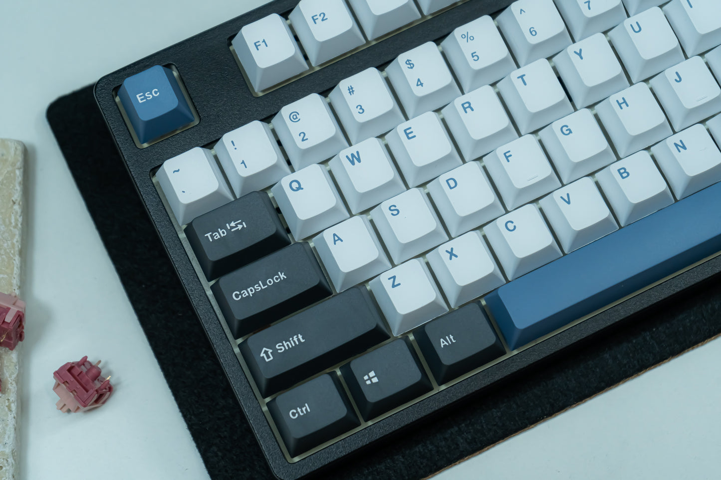 PBT DOUBLESHOT OEM PROFILE ARTIC KEYCAPS SET