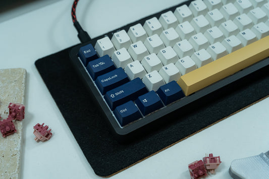 KF068 WITH PBT RUDY KEYCAPS / WIRELESS ASSEMBLED 65% HOT-SWAP MECHANICAL KEYBOARD