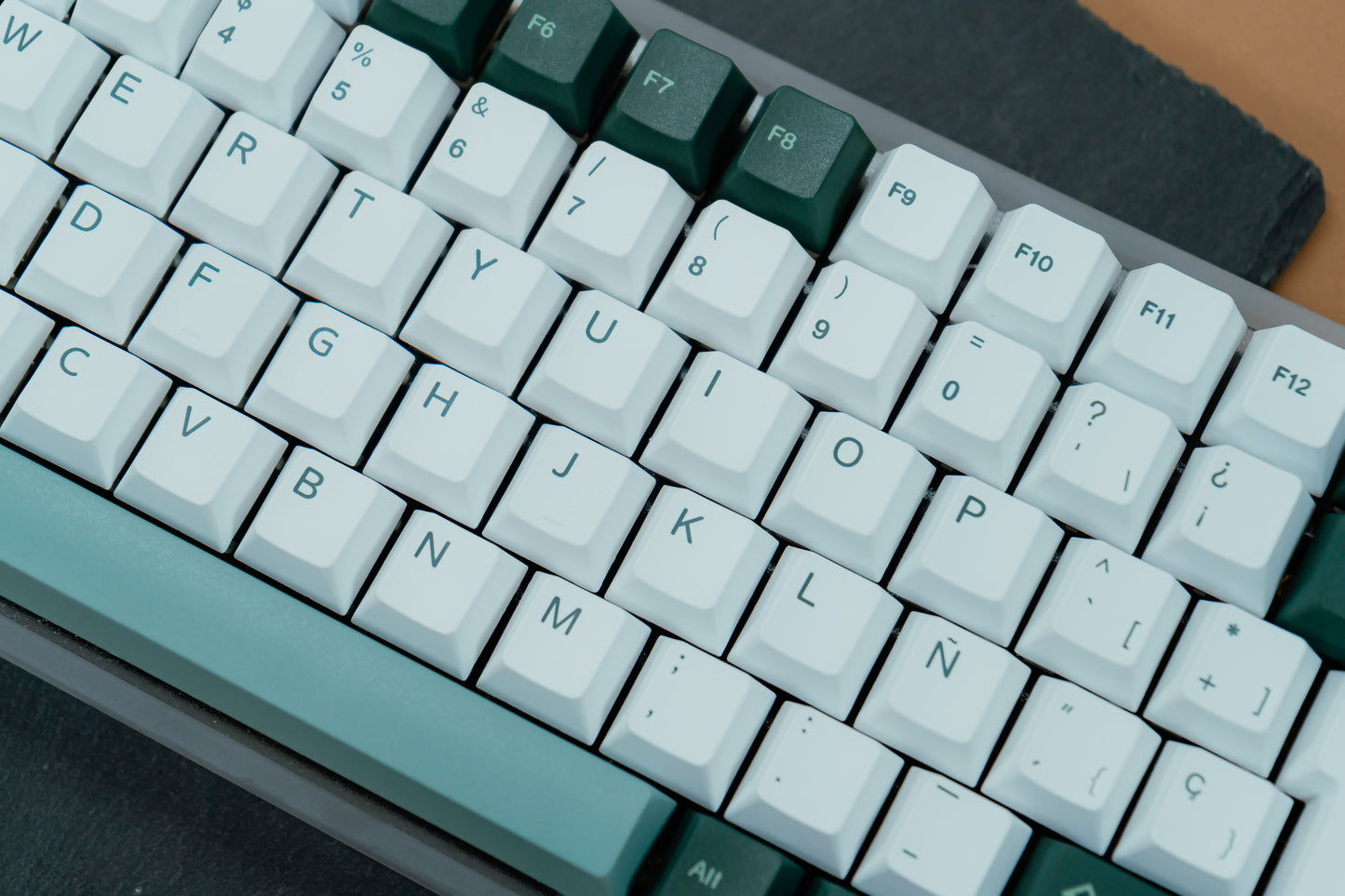 YMD75 V3 QMK/VIA WITH GREEN LOTO ISO ES / ASSEMBLED 75% HOT-SWAP MECHANICAL KEYBOARD 
