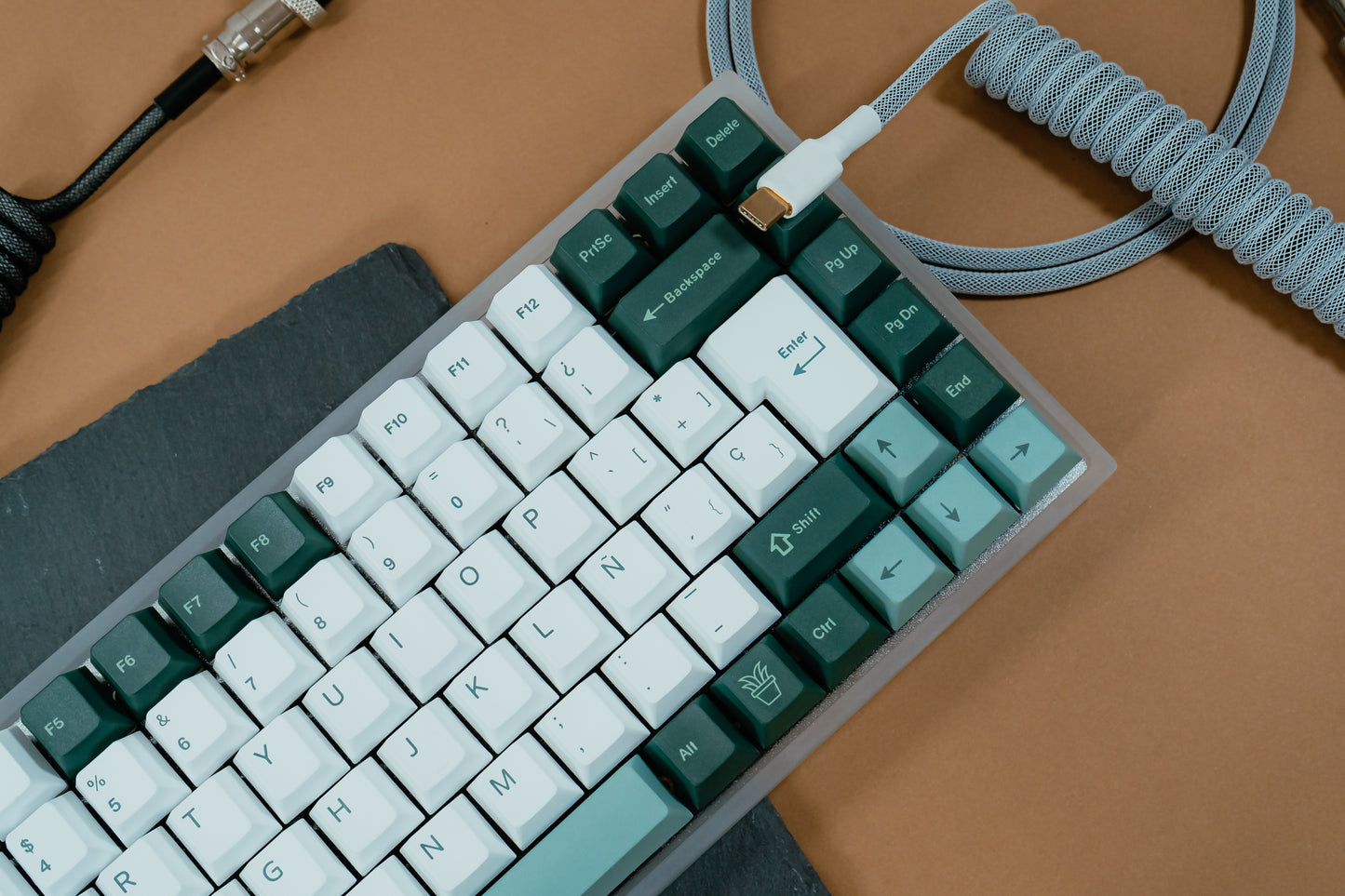 YMD75 V3 QMK/VIA WITH GREEN LOTO ISO ES / ASSEMBLED 75% HOT-SWAP MECHANICAL KEYBOARD 