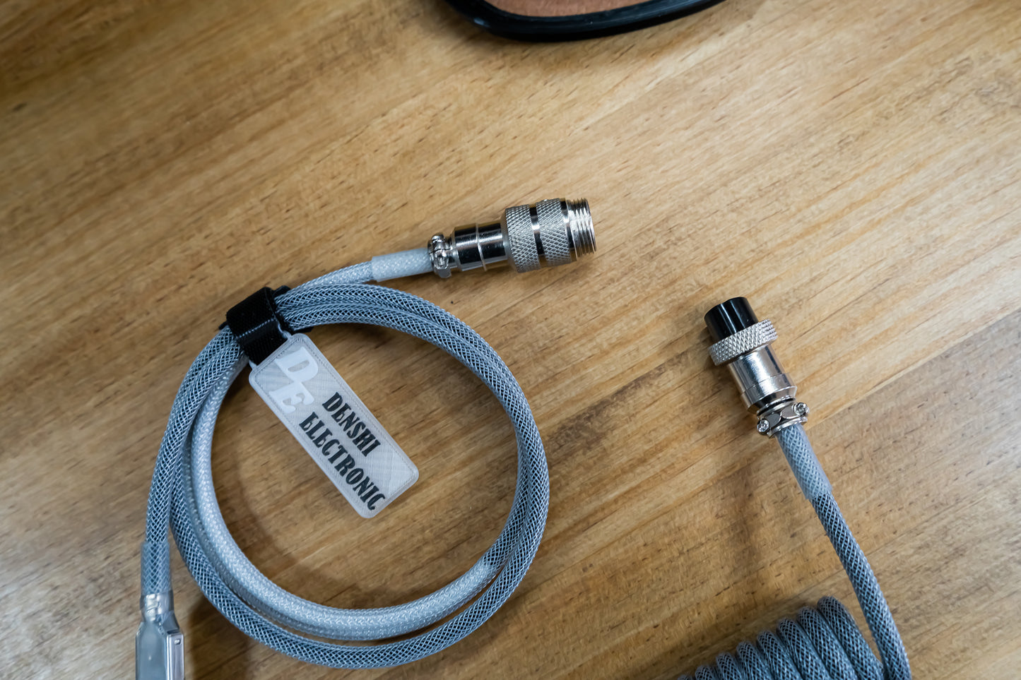 Cable AV Simétrico Negro & Gris