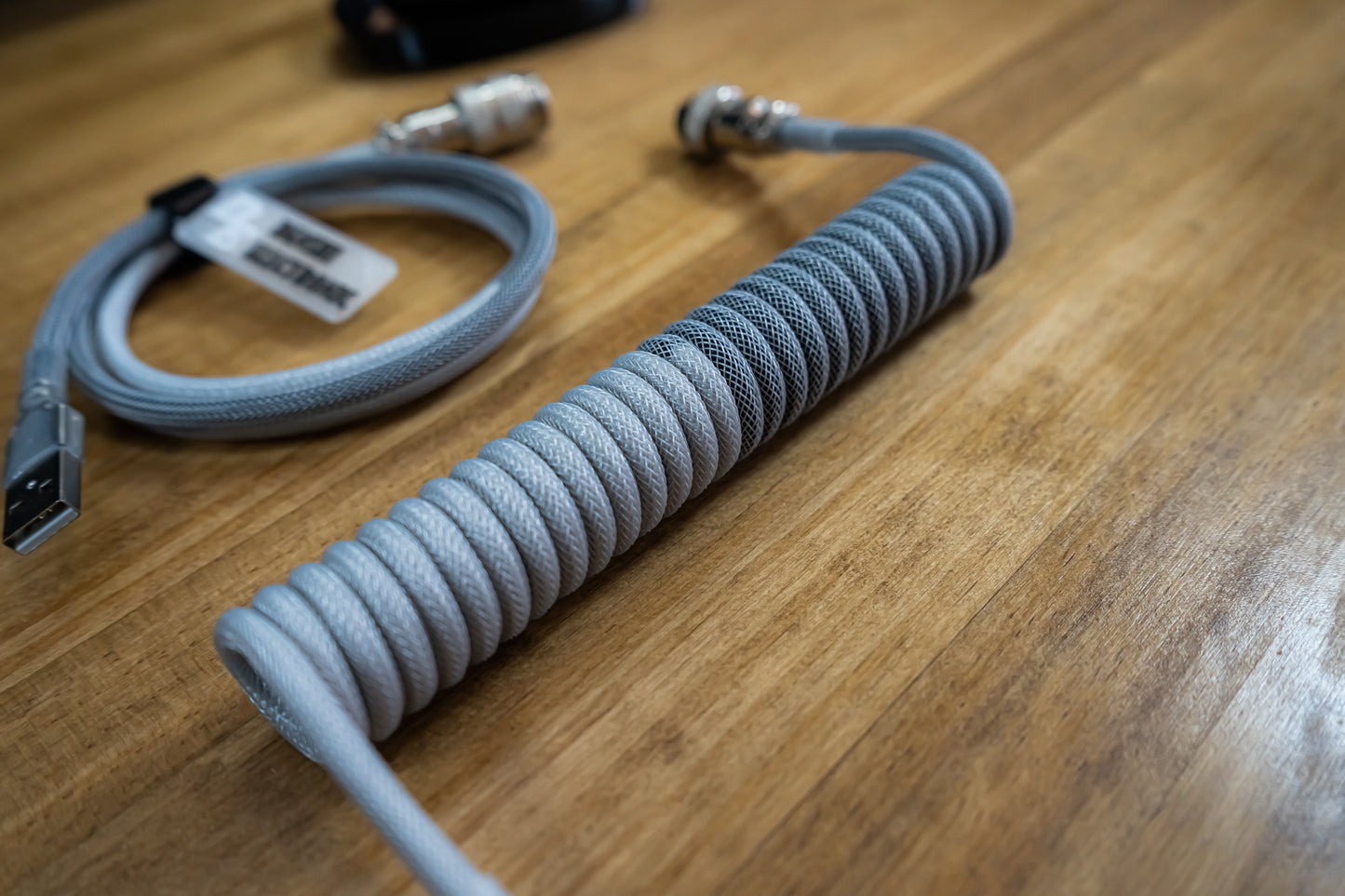 Cable AV Simétrico Negro & Gris