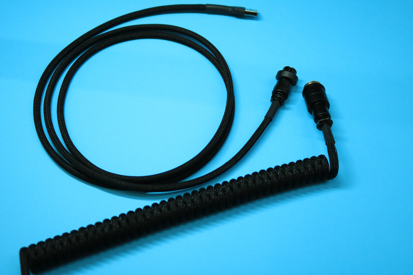 FULL BLACK SYMMETRICAL AV CABLE