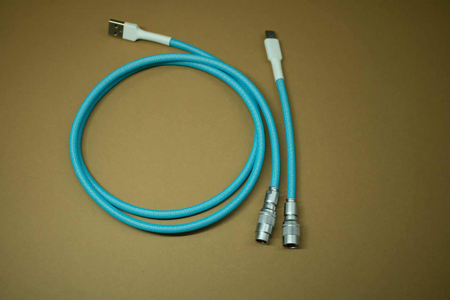 CABLE AV SKY BLUE