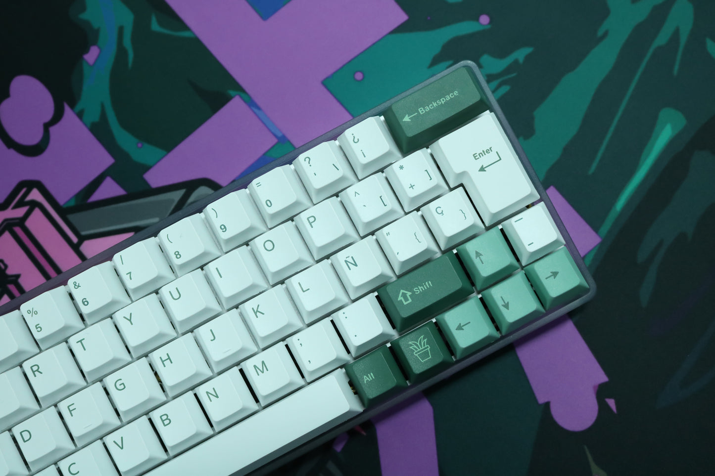 DE64L WITH GREEN LOTO ISO ES / ASSEMBLED 60% MECHANICAL KEYBOARD