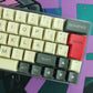 DE64R WITH RETRO BLACK & RED ISO ES / ASSEMBLED 60% MECHANICAL KEYBOARD