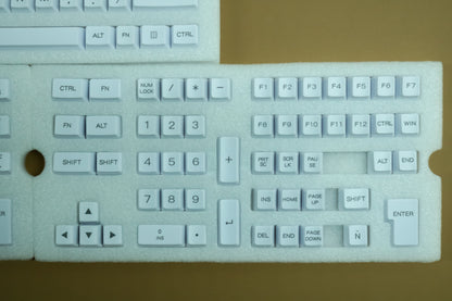 KEYCAPS RETRO FULL WHITE ISO ES / ANSI